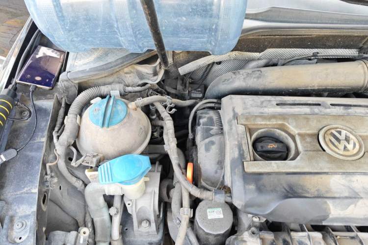 Used Volkswagen Passat 2014 1.8TSI Automatic Prestige Edition Engine Bay Right