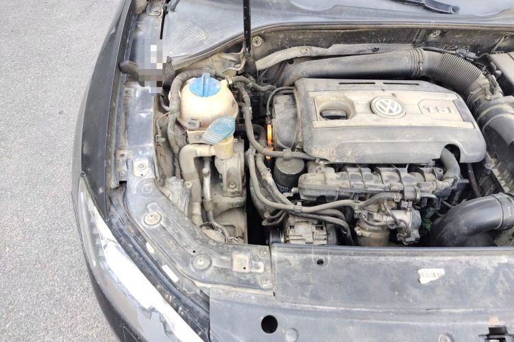 Used Volkswagen Passat 2014 2.0 TSI DSG Prestige Navigation Edition Engine Bay Right