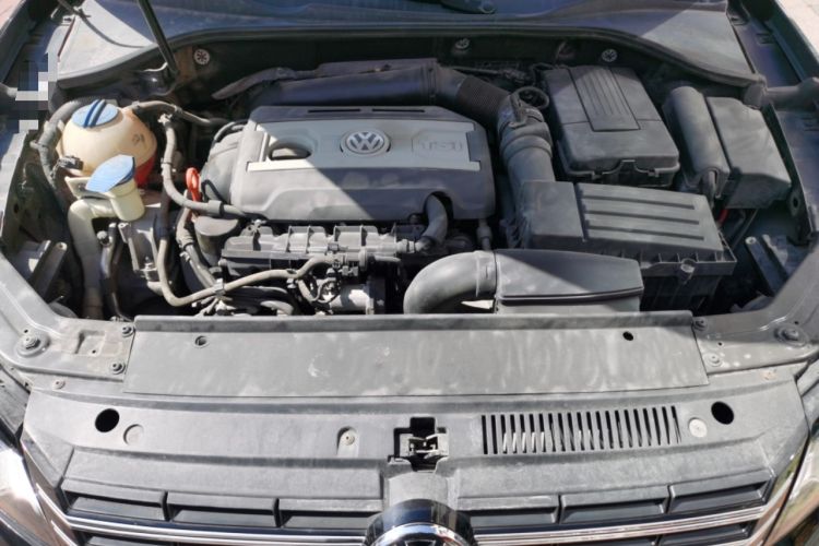 Used Volkswagen Passat 2014 1.8TSI DSG Prestige Edition Engine Bay