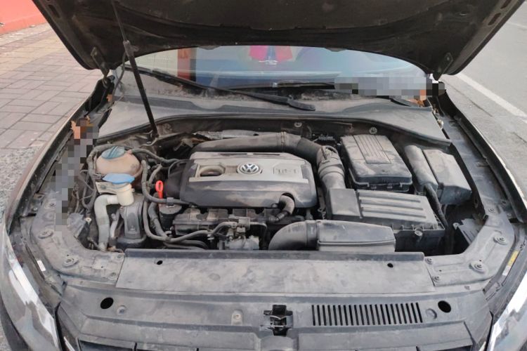 Used Volkswagen Passat 2014 1.8TSI DSG Prestige Navigation Edition Engine Bay