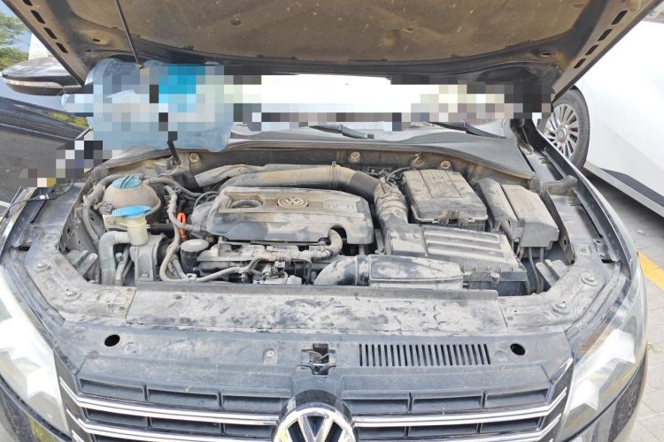 Used Volkswagen Passat 2014 1.8TSI Automatic Prestige Edition Engine Bay