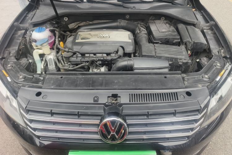 Used Volkswagen Passat 2014 2.0 TSI DSG Ultimate Edition Engine Bay
