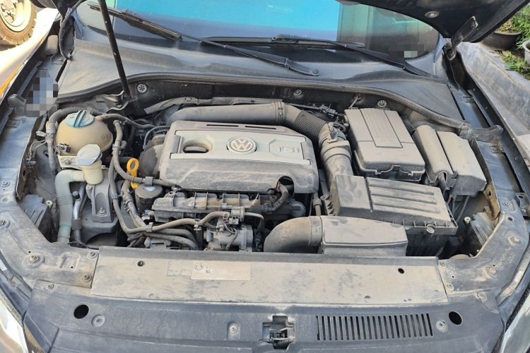 Used Volkswagen Passat 2014 1.8TSI DSG 30th Anniversary Edition Engine Bay