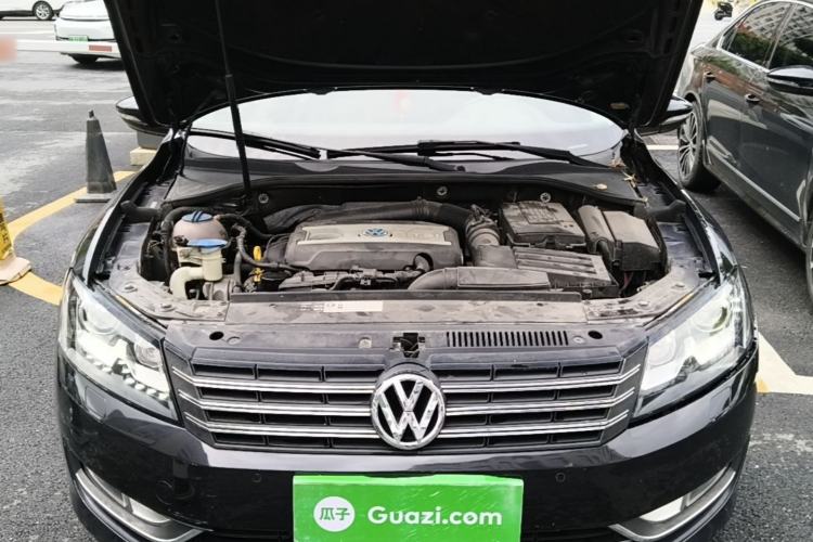 Used Volkswagen Passat 2014 1.8TSI DSG Prestige Edition Engine Bay