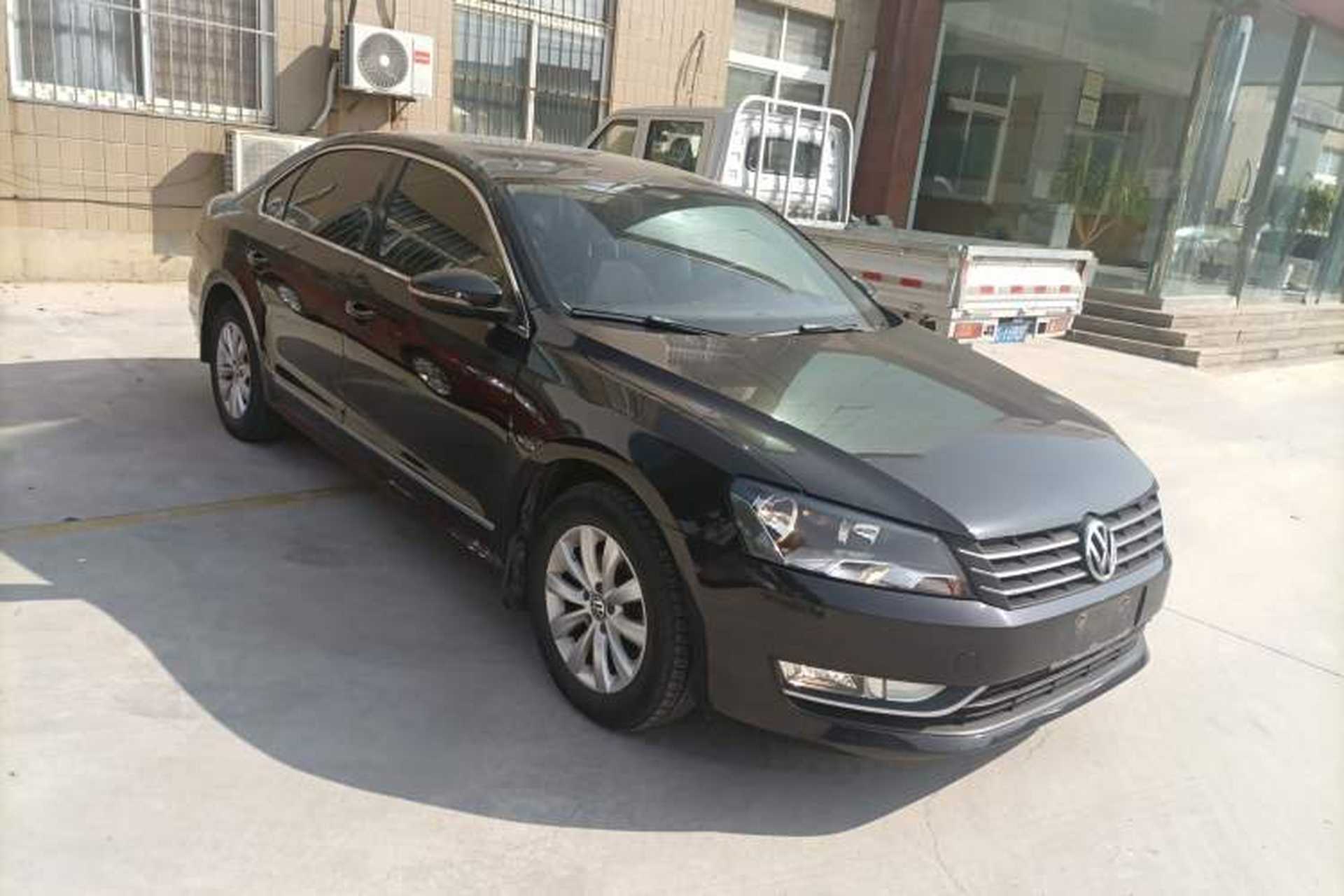 Used Volkswagen Passat 2014 1.4TSI Manual Luxury Edition Exterior 2