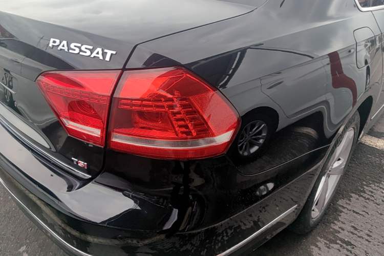 Used Volkswagen Passat 2014 1.8TSI DSG Prestige Edition Exterior 3