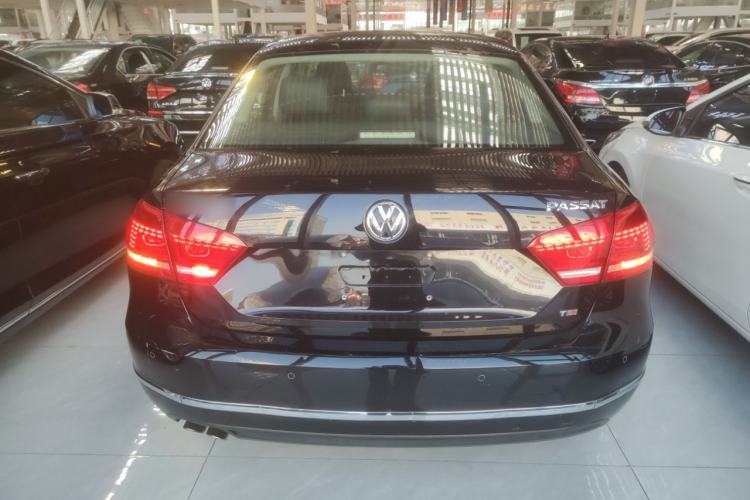 Used Volkswagen Passat 2014 1.8TSI DSG Prestige Edition Exterior 4