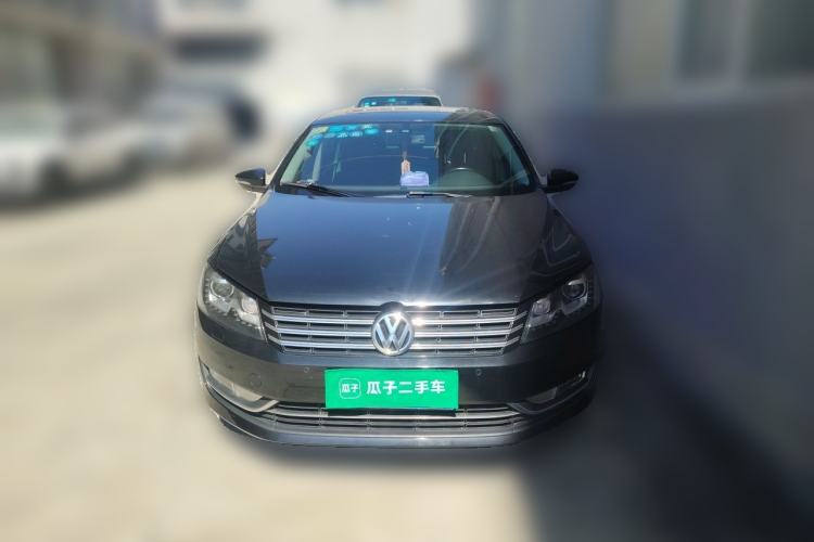 Used Volkswagen Passat 2014 1.8TSI DSG Ultimate Edition Front