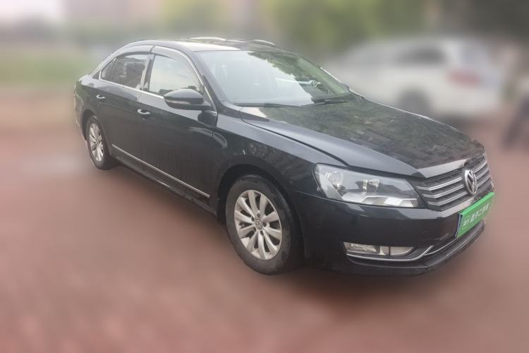 Used Volkswagen Passat 2014 1.8TSI DSG Prestige Edition Front Right 45 Deg
