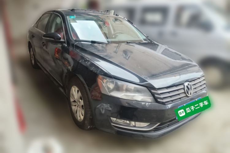 Used Volkswagen Passat 2014 1.8TSI DSG Prestige Edition Front Right 45 Deg