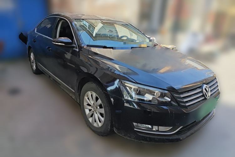 Used Volkswagen Passat 2014 1.8TSI DSG Prestige Navigation Edition Front Right 45 Deg
