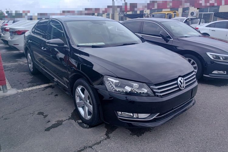Used Volkswagen Passat 2014 1.8TSI DSG Prestige Edition Front Right 45 Deg