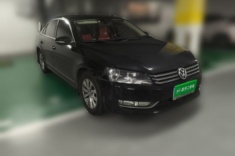 Used Volkswagen Passat 2014 1.8TSI DSG Prestige Edition Front Right 45 Deg