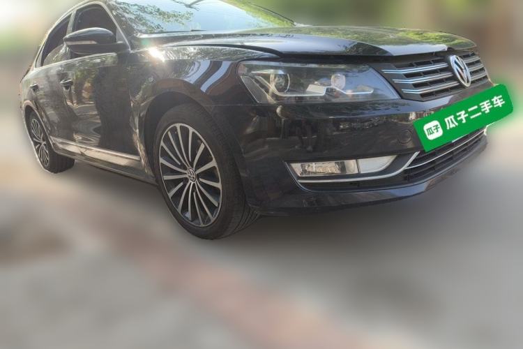 Used Volkswagen Passat 2014 2.0 TSI DSG Prestige Navigation Edition Front Right 45 Deg