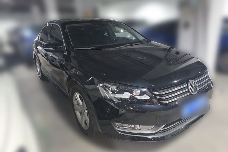 Used Volkswagen Passat 2014 2.0 TSI DSG Prestige Edition Front Right 45 Deg