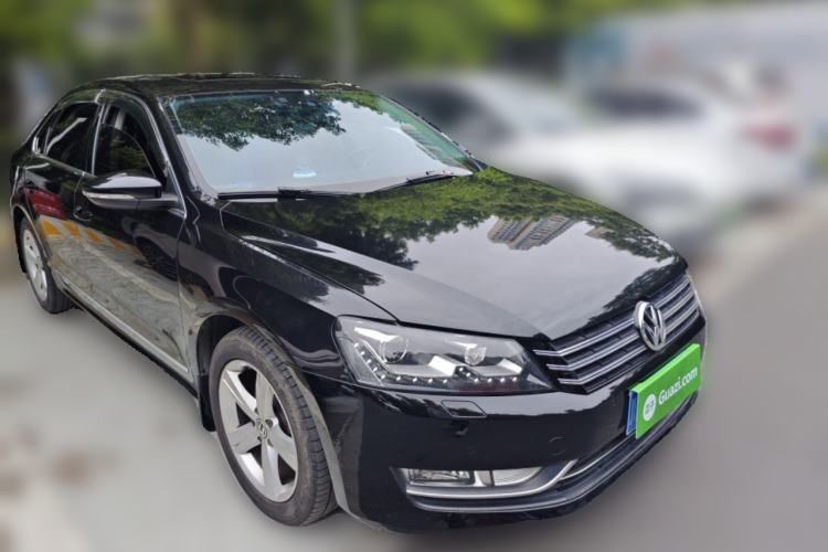 Used Volkswagen Passat 2014 1.8TSI DSG Prestige Edition Front Right 45 Deg