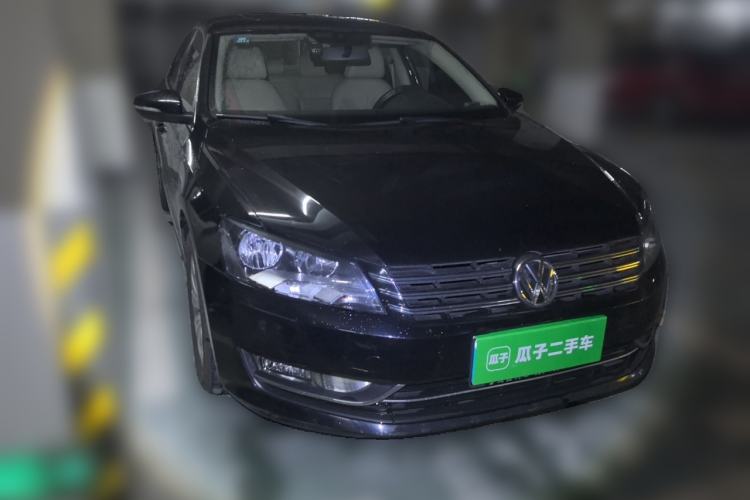 Used Volkswagen Passat 2014 1.8TSI DSG Prestige Edition Front Right 45 Deg