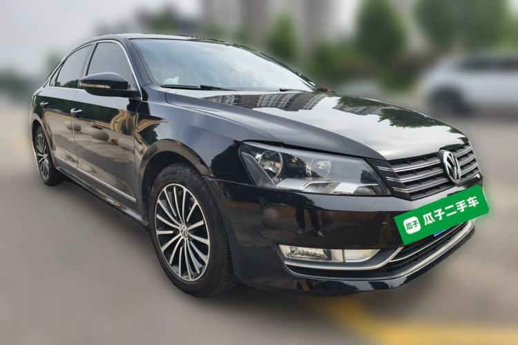Used Volkswagen Passat 2014 1.8TSI DSG Prestige Edition Front Right 45 Deg