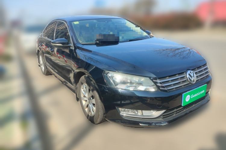 Used Volkswagen Passat 2014 1.8TSI DSG Prestige Edition Front Right 45 Deg