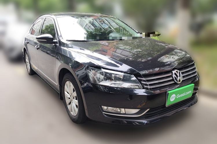 Used Volkswagen Passat 2014 1.8TSI DSG Prestige Edition Front Right 45 Deg
