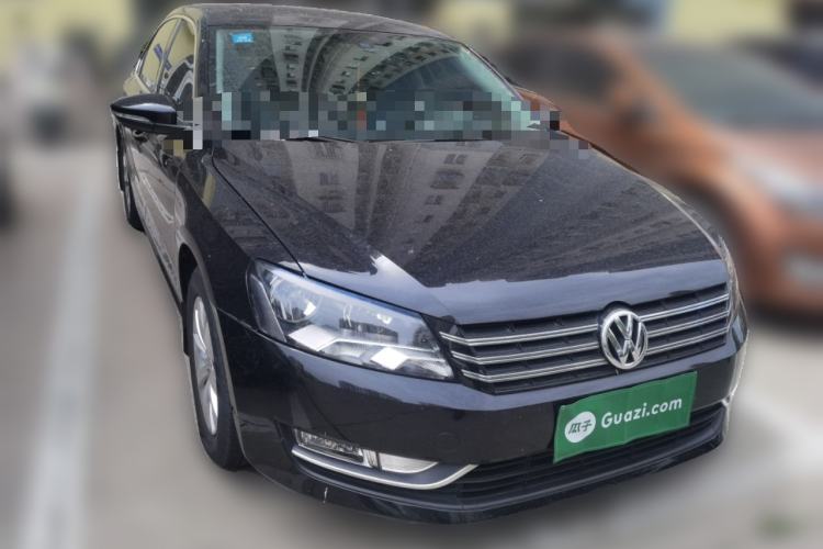 Used Volkswagen Passat 2014 1.8TSI DSG Prestige Edition Front Right 45 Deg