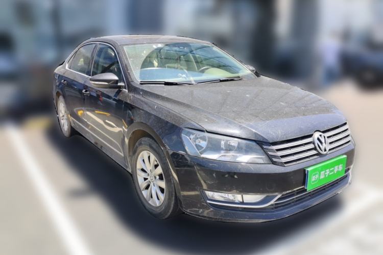 Used Volkswagen Passat 2014 1.8TSI DSG Prestige Edition Front Right 45 Deg