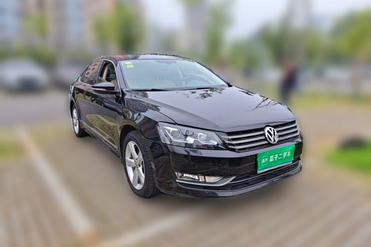 Used Volkswagen Passat 2014 1.8TSI DSG Prestige Edition Front Right 45 Deg