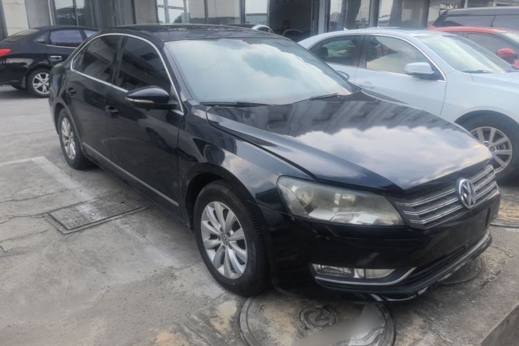 Used Volkswagen Passat 2014 1.8TSI DSG Prestige Navigation Edition Front Right 45 Deg