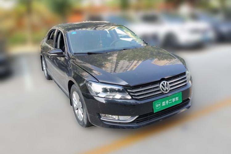 Used Volkswagen Passat 2014 1.8TSI DSG Prestige Edition Front Right 45 Deg