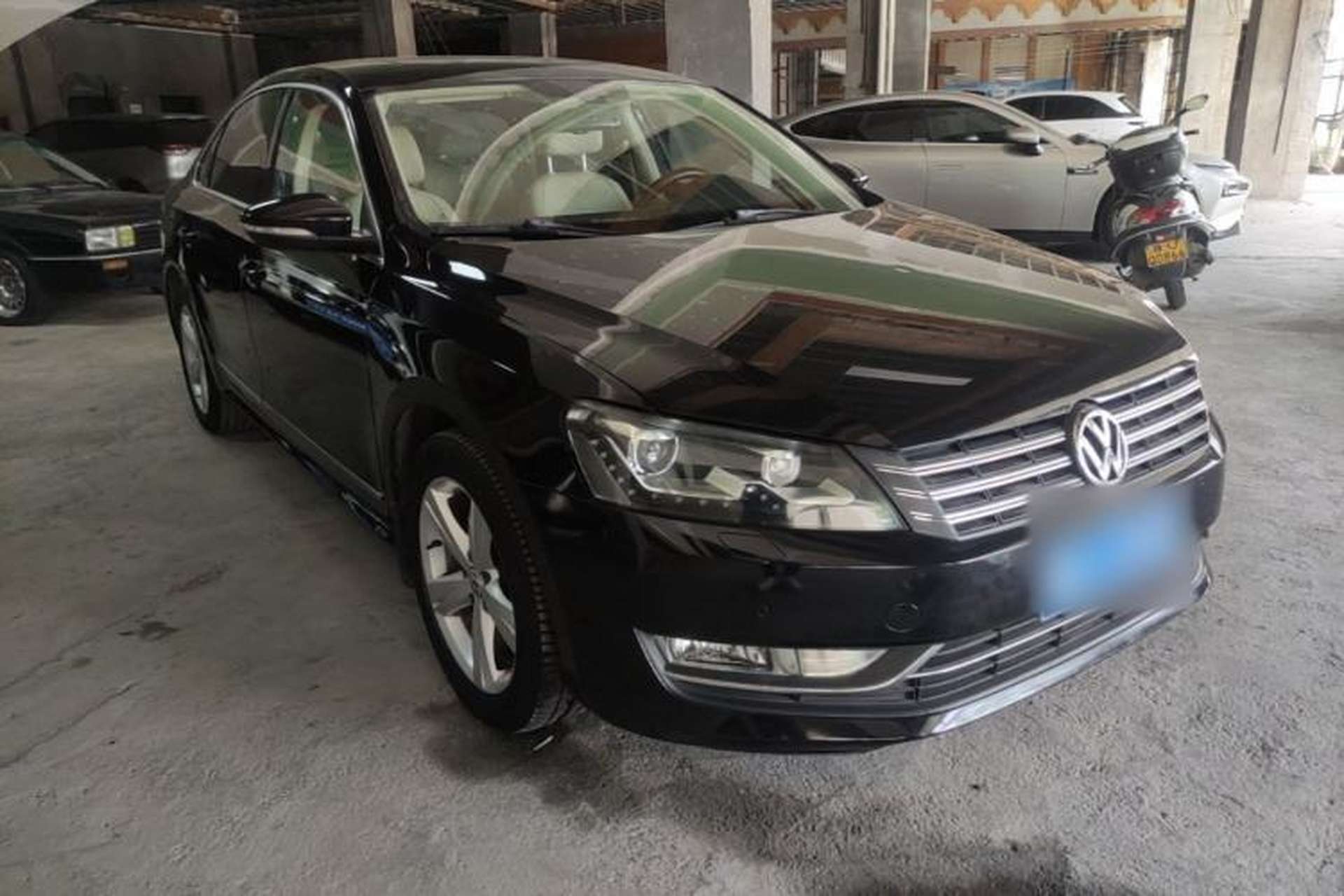 Used Volkswagen Passat 2014 2.0 TSI DSG Prestige Edition Front Right 45 Deg