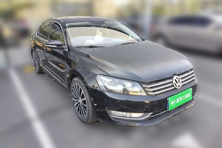 Used Volkswagen Passat 2014 2.0 TSI DSG Prestige Navigation Edition Front Right 45 Deg