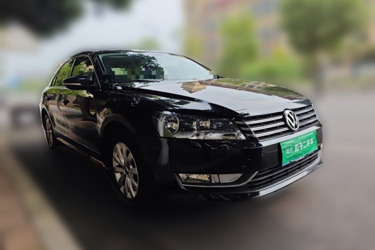 Used Volkswagen Passat 2014 1.8TSI DSG Prestige Edition Front Right 45 Deg
