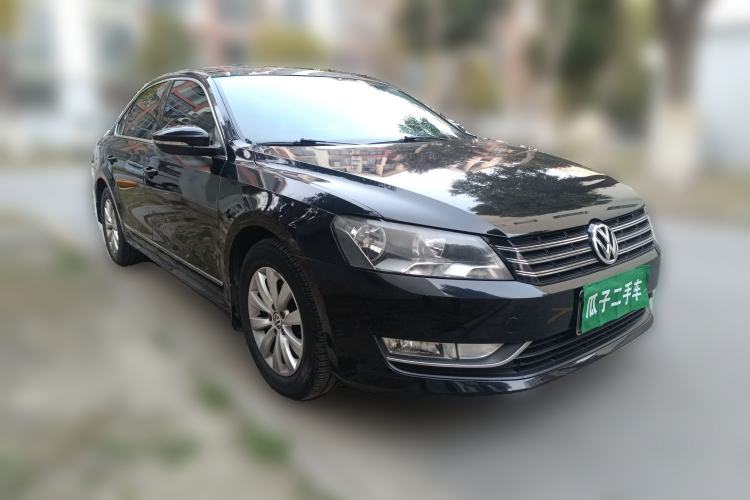 Used Volkswagen Passat 2014 1.8TSI DSG Prestige Edition Front Right 45 Deg