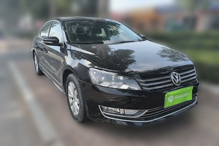 Used Volkswagen Passat 2014 1.8TSI DSG Prestige Edition Front Right 45 Deg