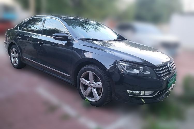 Used Volkswagen Passat 2014 2.0 TSI DSG Prestige Edition Front Right 45 Deg