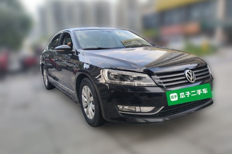 Used Volkswagen Passat 2014 1.8TSI DSG Prestige Edition Front Right 45 Deg