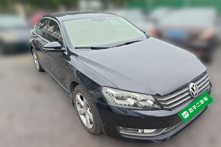 Used Volkswagen Passat 2014 1.8TSI DSG Prestige Edition Front Right 45 Deg
