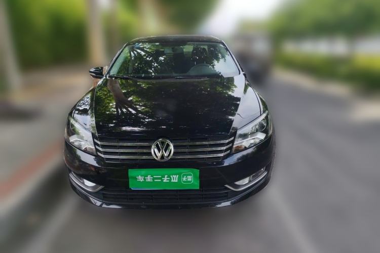 Used Volkswagen Passat 2014 1.8TSI DSG Luxury Edition Front