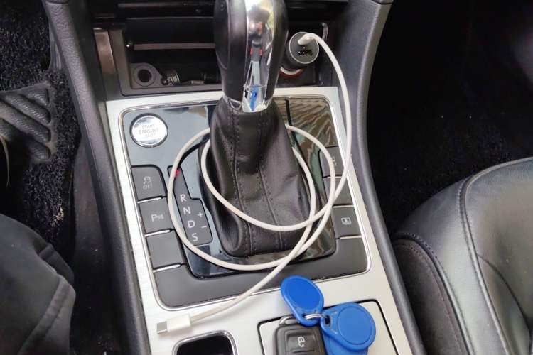 Used Volkswagen Passat 2014 1.8TSI DSG Prestige Edition Gear Lever