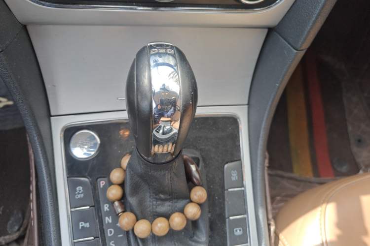 Used Volkswagen Passat 2014 1.8TSI DSG Prestige Edition Gear Lever