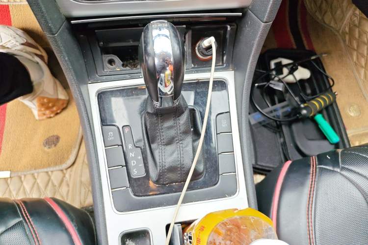 Used Volkswagen Passat 2014 1.8TSI DSG Prestige Edition Gear Lever