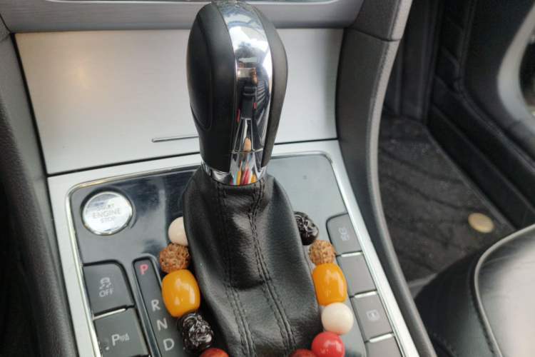 Used Volkswagen Passat 2014 1.8TSI DSG Prestige Navigation Edition Gear Lever