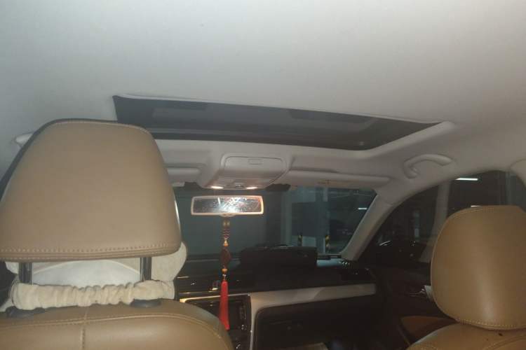Used Volkswagen Passat 2014 1.8TSI DSG Prestige Edition Headliner