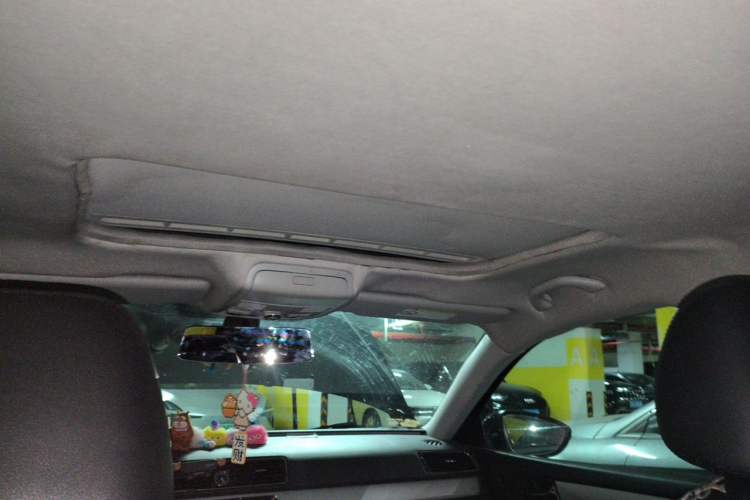 Used Volkswagen Passat 2014 1.8TSI Automatic Prestige Edition Headliner