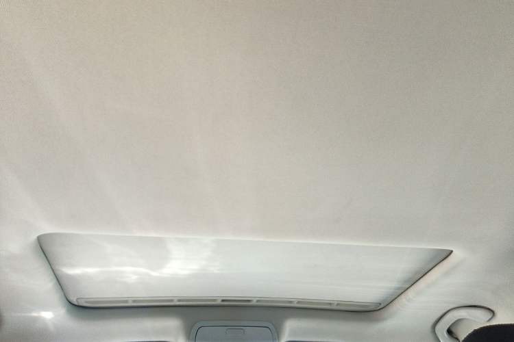 Used Volkswagen Passat 2014 1.8TSI DSG Prestige Edition Headliner