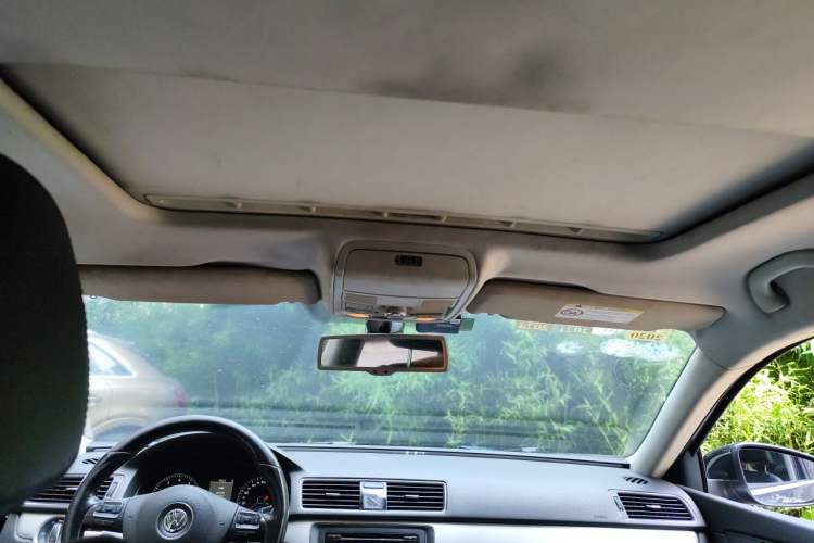 Used Volkswagen Passat 2014 1.8TSI DSG Prestige Edition Headliner