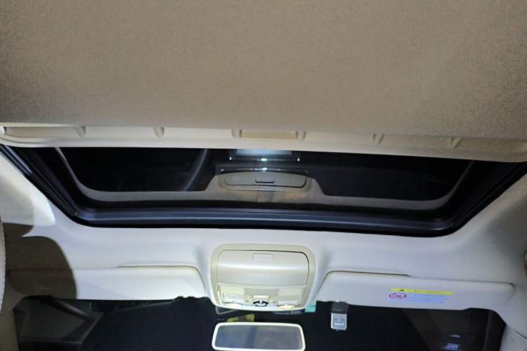 Used Volkswagen Passat 2014 1.4TSI DSG Prestige Edition Headliner