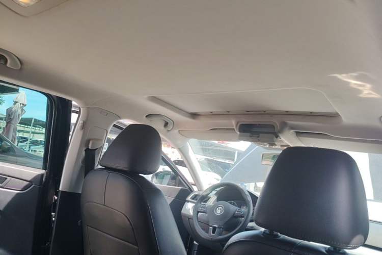 Used Volkswagen Passat 2014 1.8TSI DSG Prestige Edition Headliner