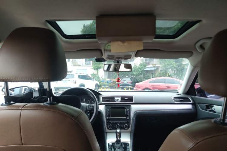 Used Volkswagen Passat 2014 1.8TSI DSG Prestige Edition Headliner
