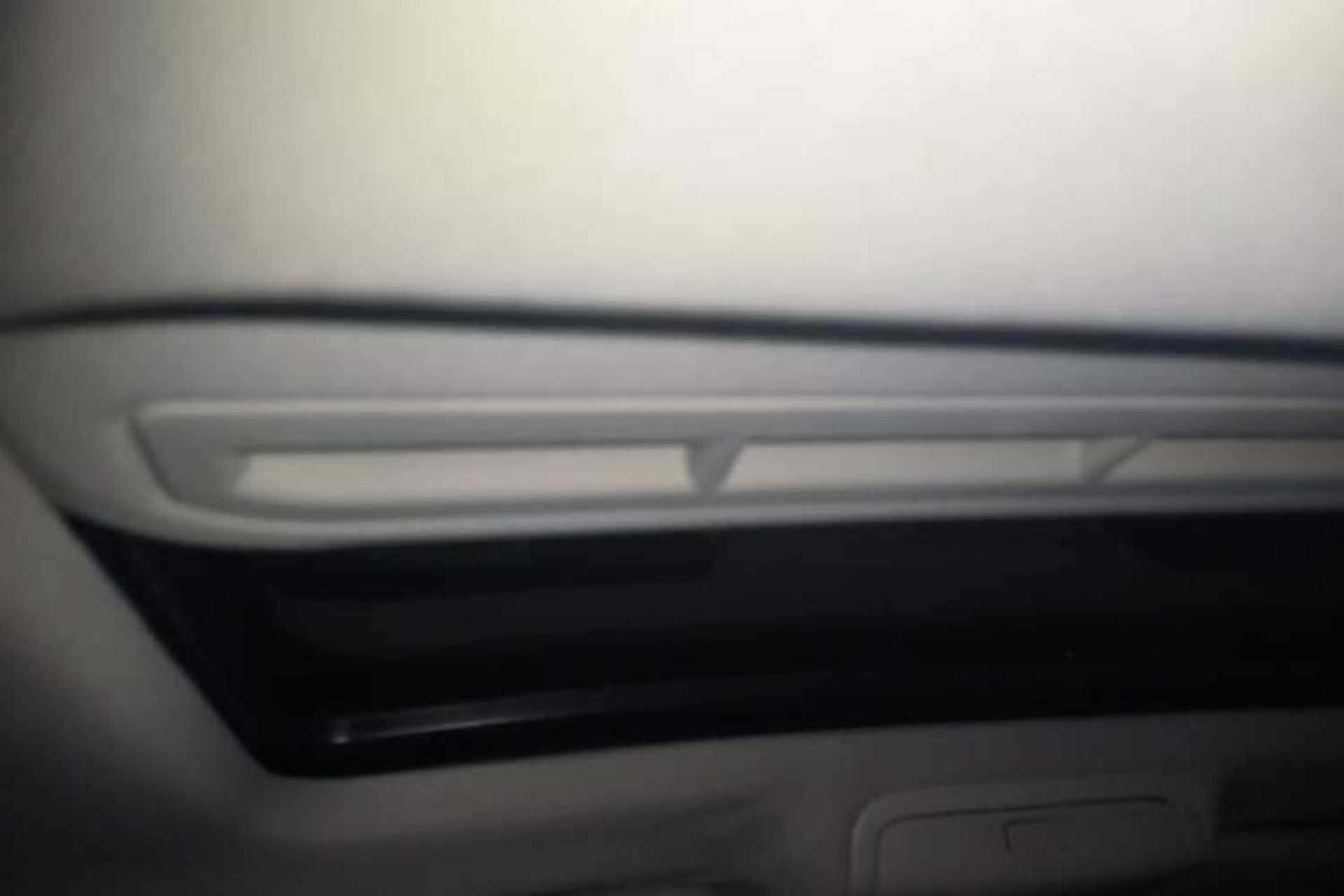 Used Volkswagen Passat 2014 1.8TSI DSG Prestige Edition Headliner